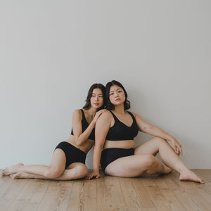 Hey Period! Overnight Seamless Mid-Rise Cheekie in Buttery Black
