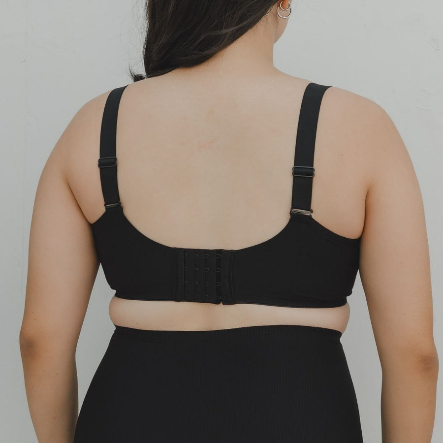 Forme+ V-plunge Wireless Seamless Bra (Machine Wash Edition) in Black