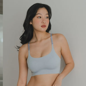 Air-ee Scoop Neck Seamless Pullover Bra (Signature Edition) in Baby Blue