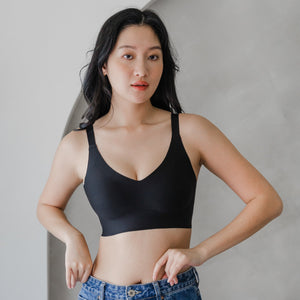 Air-ee PLUS+ Seamless Bra in Black (Signature Edition)