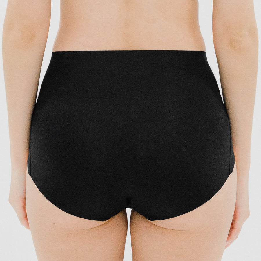 Air-ee No-Wedgie Super High-Rise Seamless Cheekie (Signature Edition) in Black