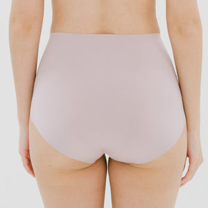 Air-ee No-Wedgie Super High-Rise Seamless Cheekie (Signature Edition) in Creamy Sakura (Limited Edition)