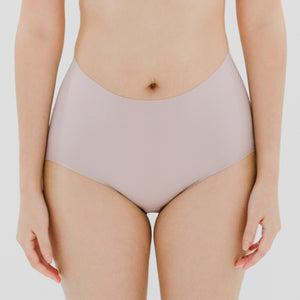 Air-ee No-Wedgie Super High-Rise Seamless Cheekie (Signature Edition) in Creamy Sakura (Limited Edition)