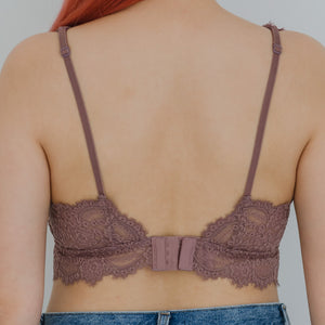 Petal Soft! Lace Lightly-Lined Bralette in Mulberry