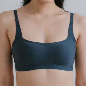 Air-ee Seamless Bra in Lush Teal - Square Neck (Signature Edition)