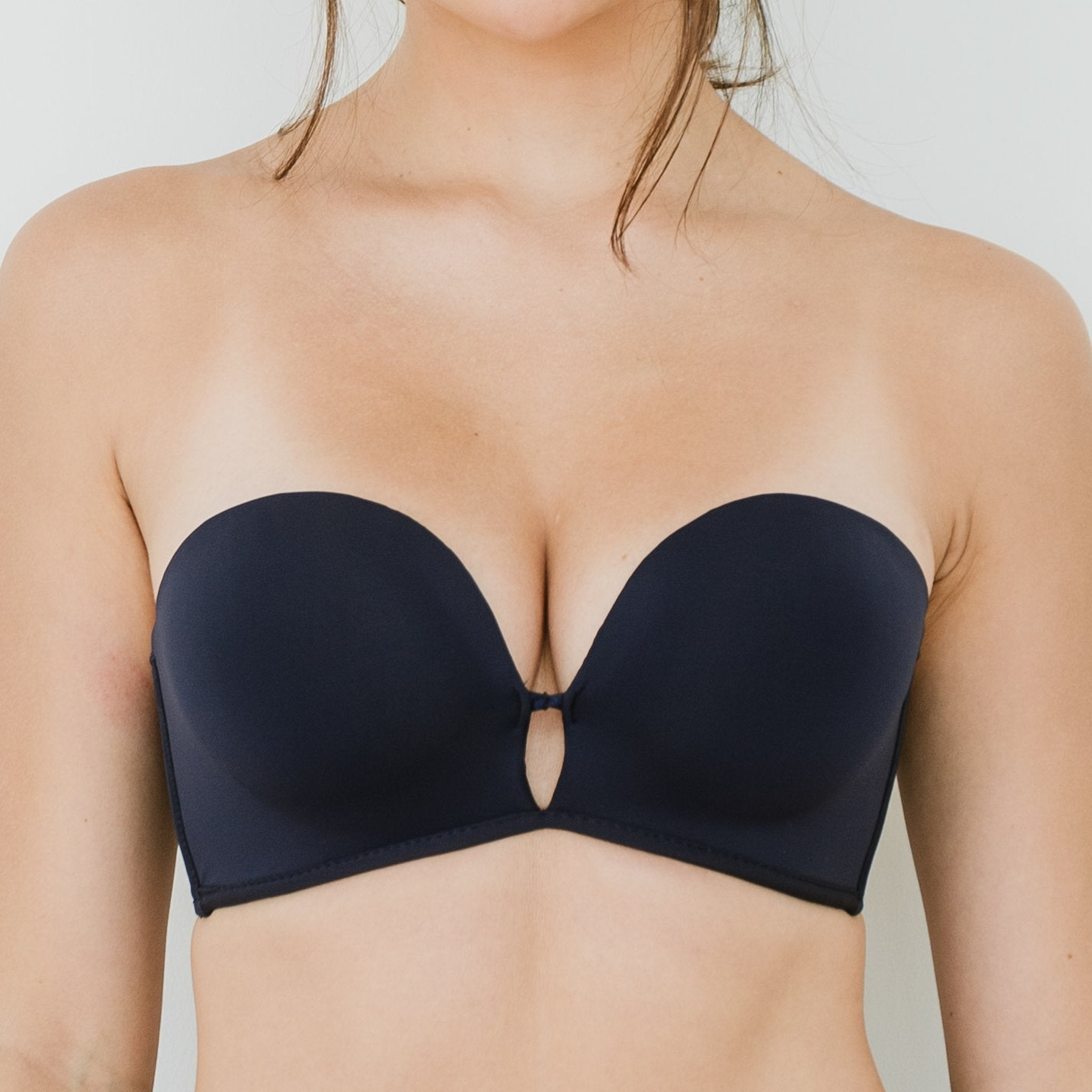 NEW! LIVE FREE! Lightly-Lined 100% Non-Slip Strapless Wireless Bra in  Tagged 34B/75B